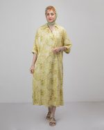 کفتان تابستانی نخی با برش آزاد و چاک در بغل